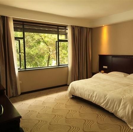 Yangshuo Hua Xiang Man Ting West Street Hotel Δωμάτιο φωτογραφία
