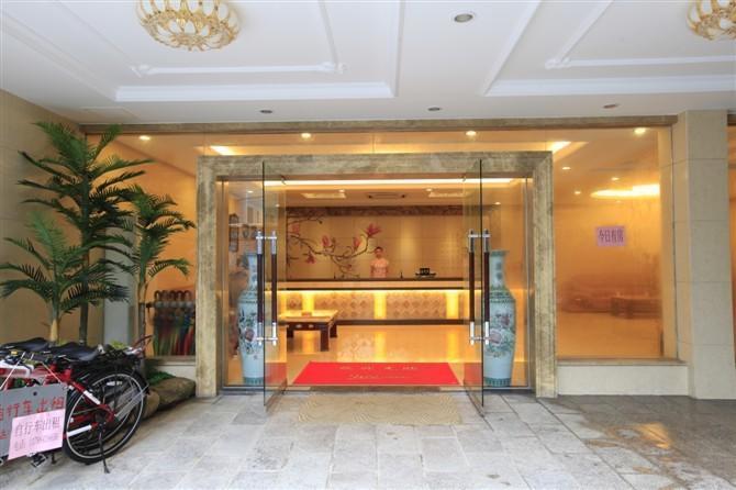 Yangshuo Hua Xiang Man Ting West Street Hotel Εξωτερικό φωτογραφία